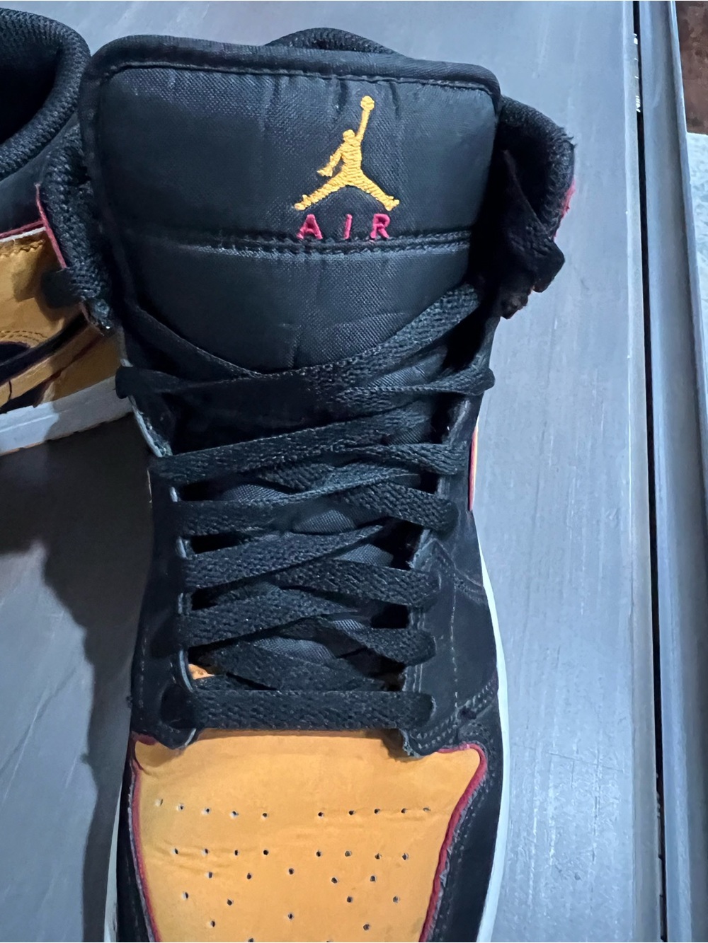 Nike Air Jordan 1 Mid SE Men's High-Top Sneakers in Black and Vivid Orange - Picture 7 of 8